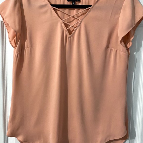 Dynamite Criss Cross Neckline Blouse - Picture 2 of 2